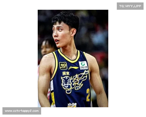 徐杰预计休战1-2周,广东后卫线轮换面临短期调整 徐杰预计休战1-2周,广东后卫线轮换面临短期调整